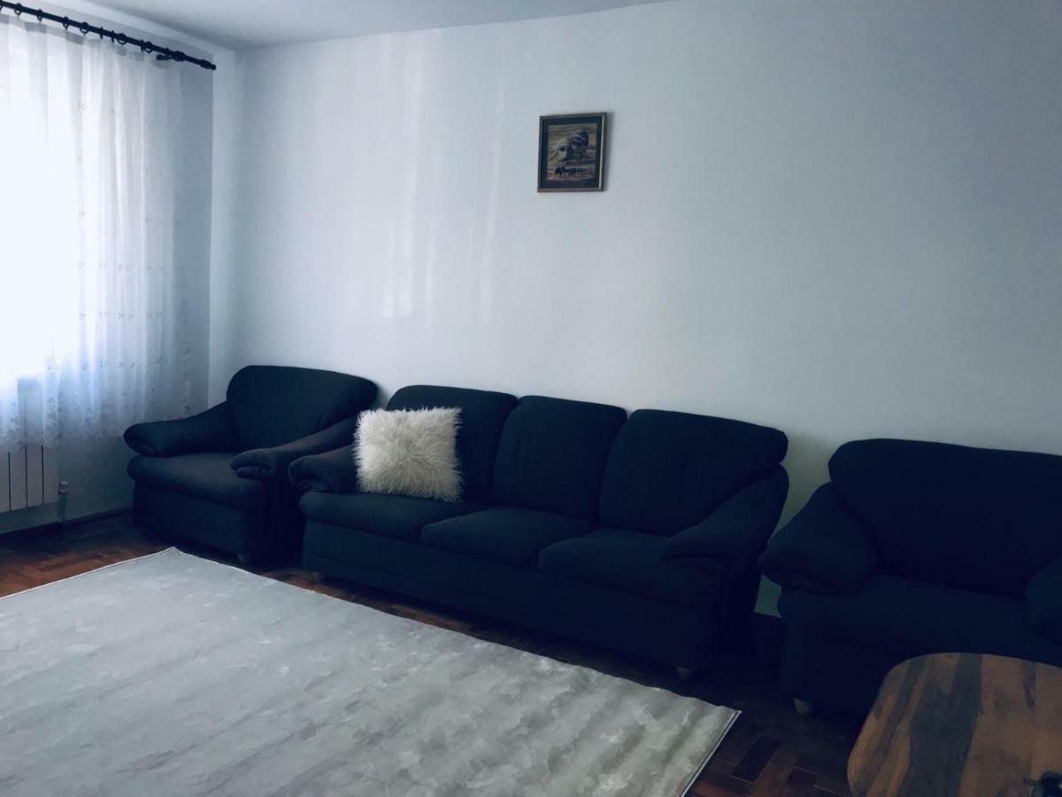 - Brown Suite - Ultracentral Piatra Neamţ Extérieur photo